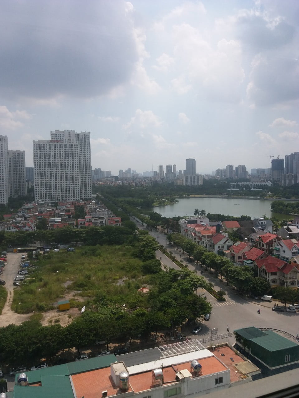Hình ảnh chụp từ ban công nhà khách hàng lắp bộ lọc tổng